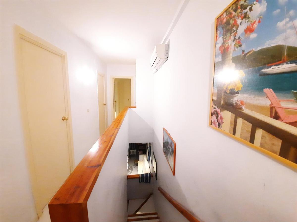 Appartement Cosy House With Garden Infront Of The Sea à Creixell Extérieur photo
